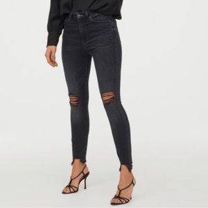 H&M Embrace High Waisted Black Ankle Jean